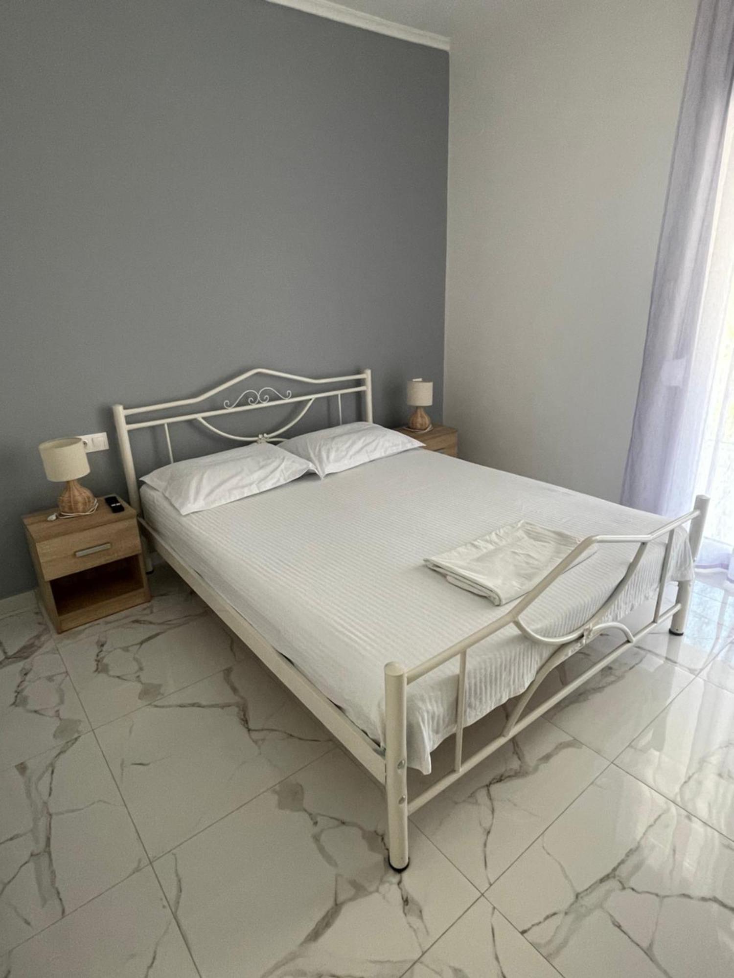 Antonis Apartment Paralia Dionysiou Phòng bức ảnh